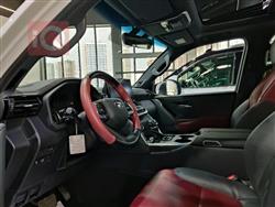 تۆیۆتا لاند کروزەر